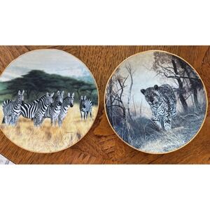 Charles Fracé Wildlife Collector Plates – Set of 2 – Grand Safari Series